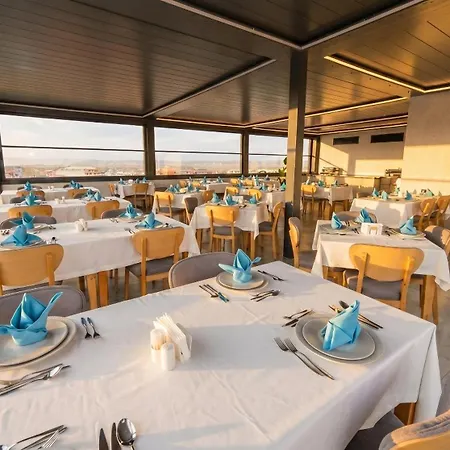 Guel Vista Hotel *